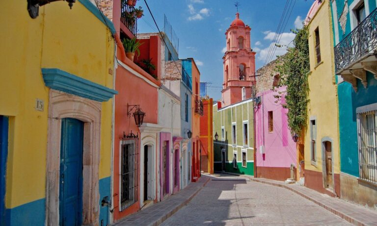 Living in Mexico